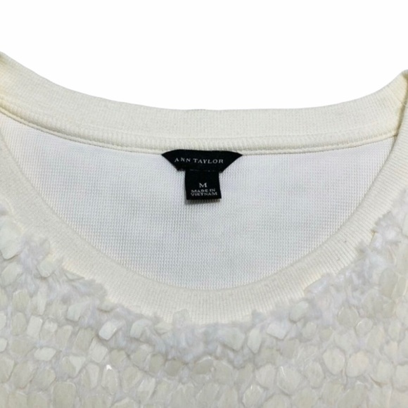 Size M Ann Taylor Sweater - Picture 7 of 7